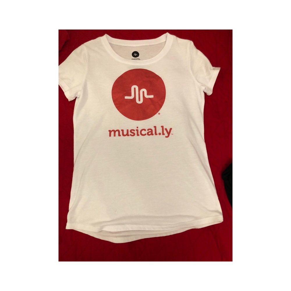 Girls musical.ly top